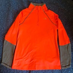 Hot pink The North Face women’s pullover.